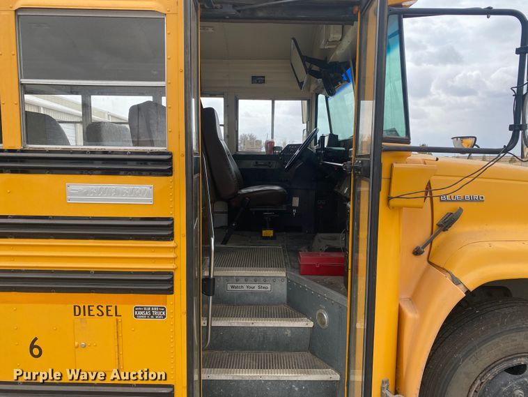 image for item DM8366 1995 Chevrolet Blue Bird  school bus