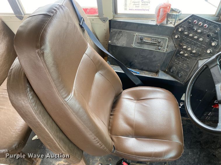 image for item DM8366 1995 Chevrolet Blue Bird  school bus