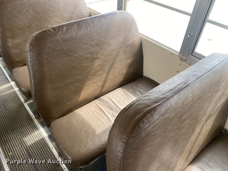 image for item DM8366 1995 Chevrolet Blue Bird  school bus