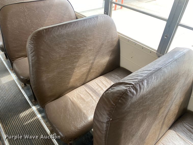 image for item DM8366 1995 Chevrolet Blue Bird  school bus