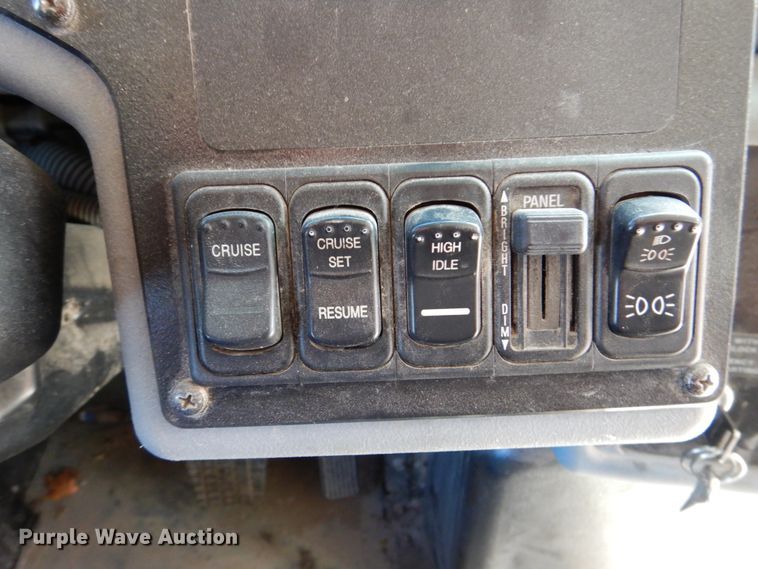 image for item DN7307 2006 Blue Bird Vision  school bus