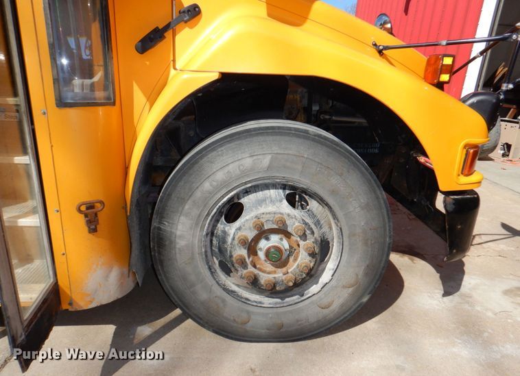 image for item DN7307 2006 Blue Bird Vision  school bus