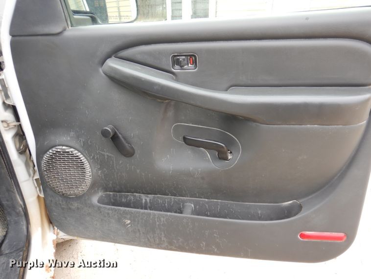 image for item DP5425 2005 Chevrolet Silverado 1500  pickup truck