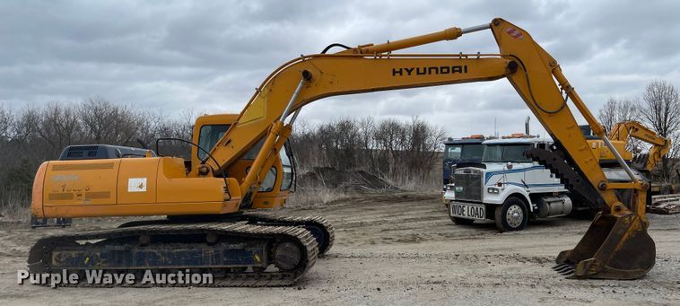 image for item FV9467 1998 Hyundai Robex 210LC-3  excavator