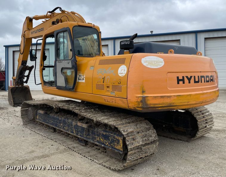 image for item FV9467 1998 Hyundai Robex 210LC-3  excavator