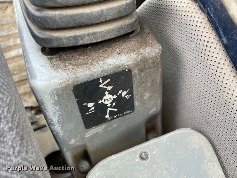 image for item FV9467 1998 Hyundai Robex 210LC-3  excavator