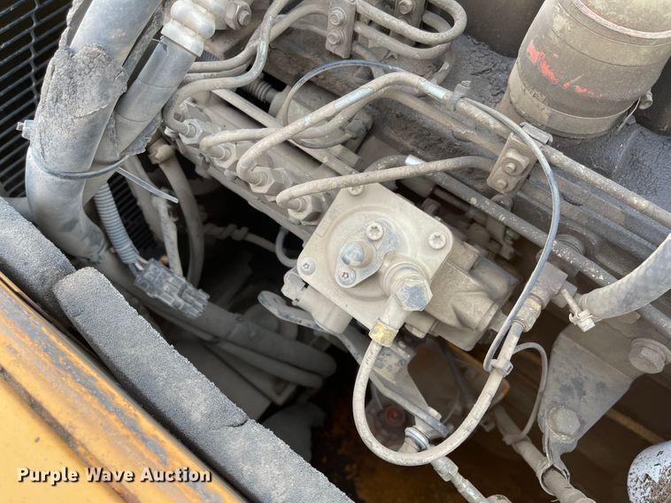 image for item FV9467 1998 Hyundai Robex 210LC-3  excavator