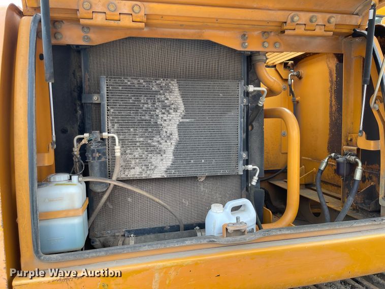 image for item FV9467 1998 Hyundai Robex 210LC-3  excavator