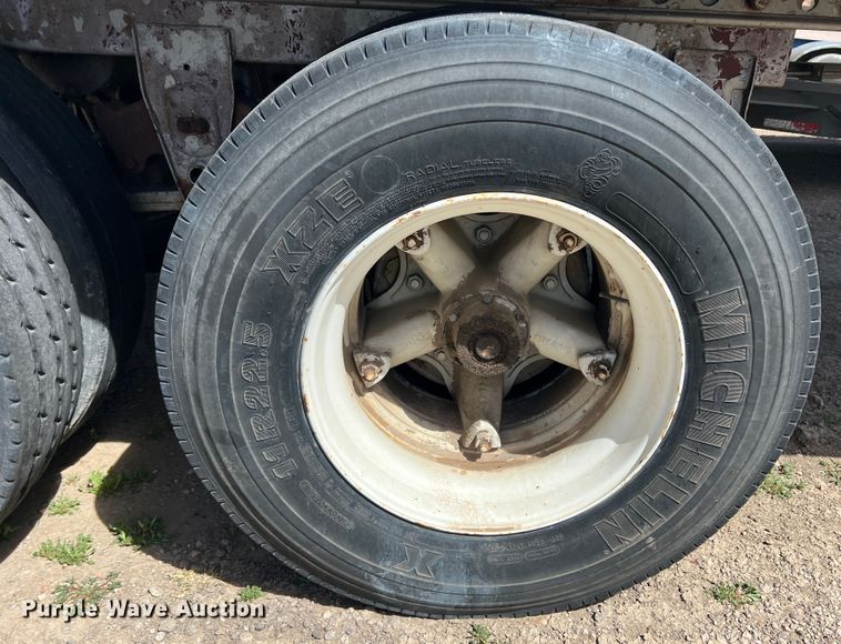 image for item IG9373 1985 Dorsey  dry van trailer