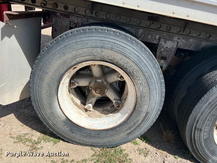 image for item IG9373 1985 Dorsey  dry van trailer