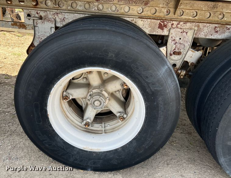 image for item IG9373 1985 Dorsey  dry van trailer