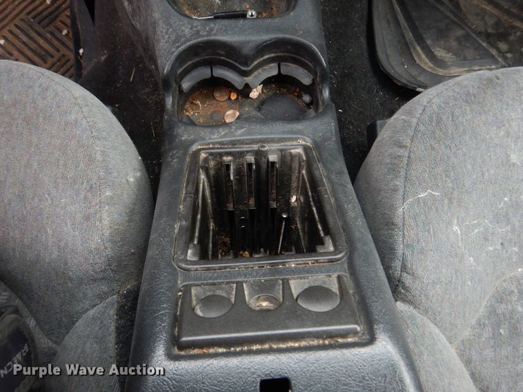 image for item IM9711 2002 Chevrolet Blazer LS  SUV