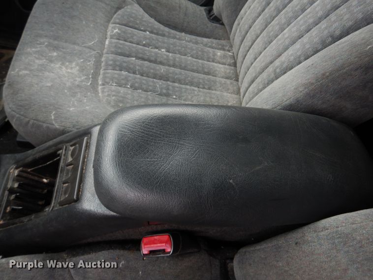 image for item IM9711 2002 Chevrolet Blazer LS  SUV