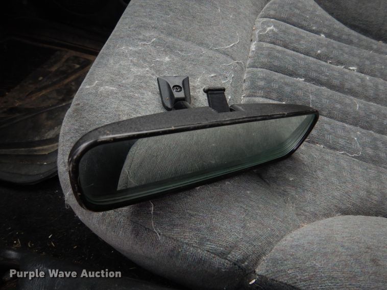 image for item IM9711 2002 Chevrolet Blazer LS  SUV