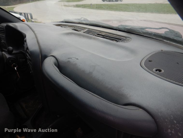 image for item IM9711 2002 Chevrolet Blazer LS  SUV