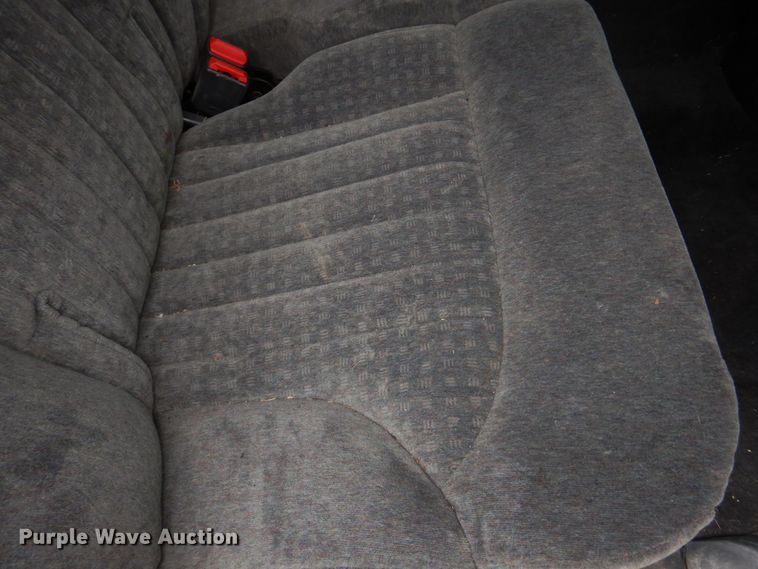 image for item IM9711 2002 Chevrolet Blazer LS  SUV