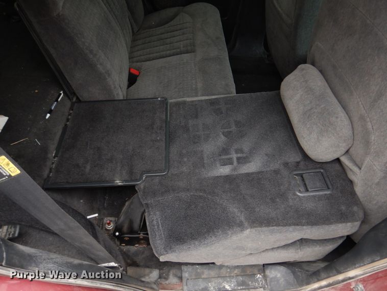 image for item IM9711 2002 Chevrolet Blazer LS  SUV