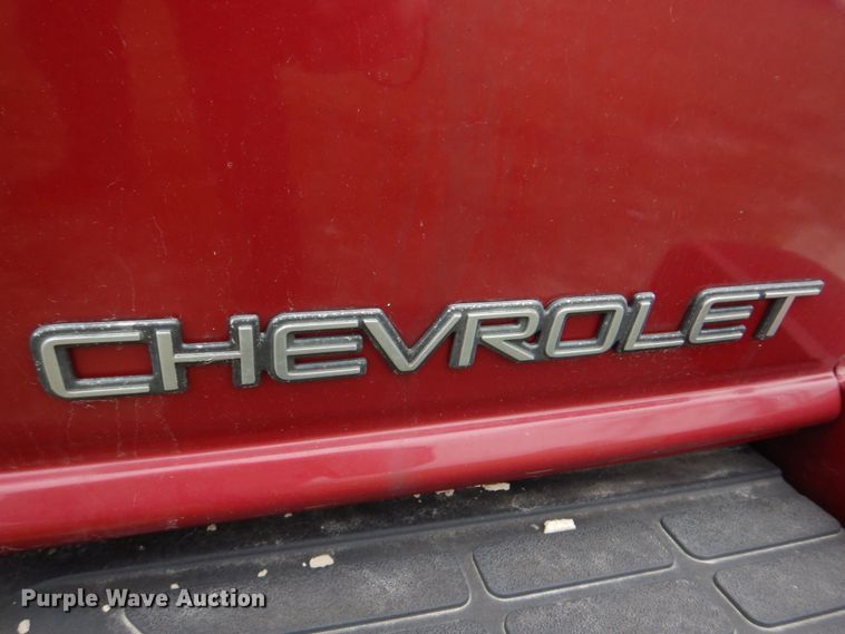 image for item IM9711 2002 Chevrolet Blazer LS  SUV