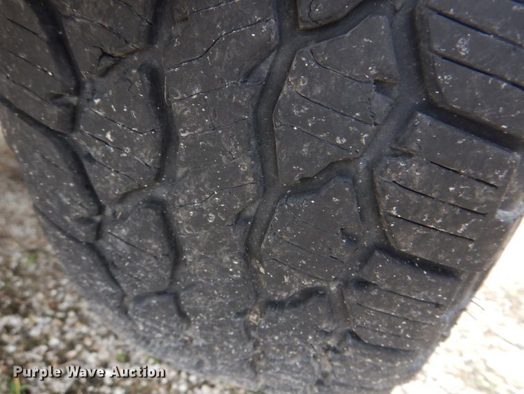 image for item IM9711 2002 Chevrolet Blazer LS  SUV