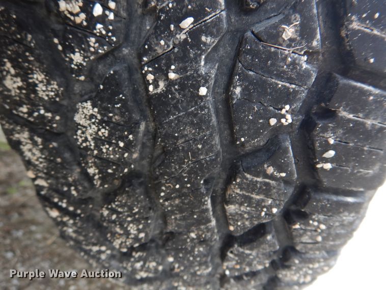 image for item IM9711 2002 Chevrolet Blazer LS  SUV