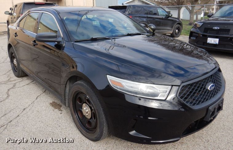 image for item IM9877 2013 Ford Taurus Police Interceptor