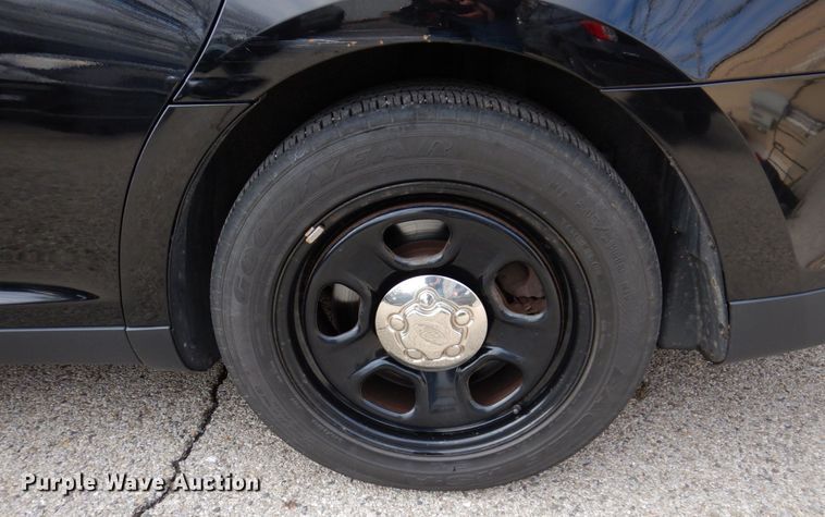 image for item IM9877 2013 Ford Taurus Police Interceptor