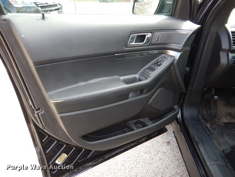 image for item IM9878 2013 Ford Explorer Police Interceptor  SUV