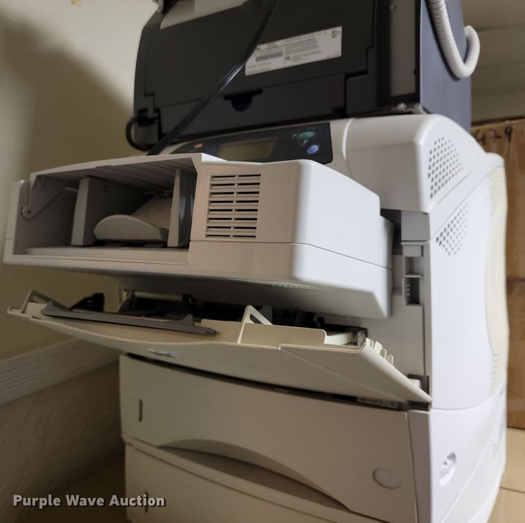 image for item JE9920 Office supplies and equipment