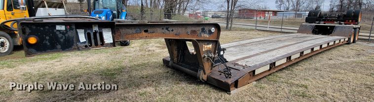 image for item JE9975 2008 Landoll Hauloll  lowboy equipment trailer