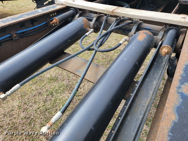 image for item JE9975 2008 Landoll Hauloll  lowboy equipment trailer