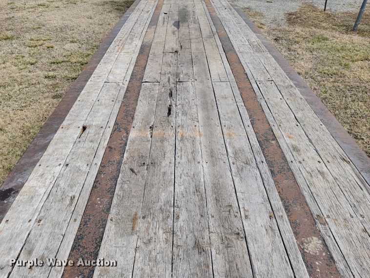 image for item JE9975 2008 Landoll Hauloll  lowboy equipment trailer