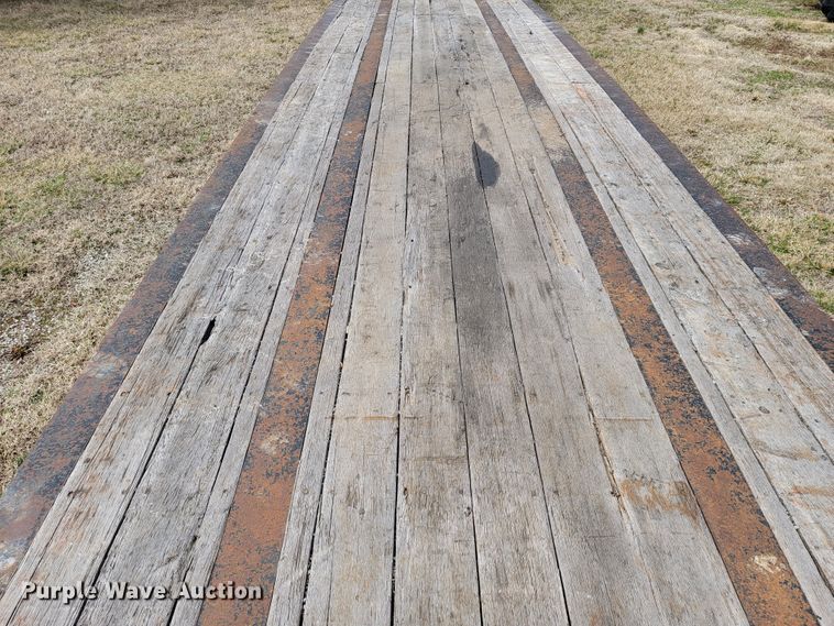 image for item JE9975 2008 Landoll Hauloll  lowboy equipment trailer