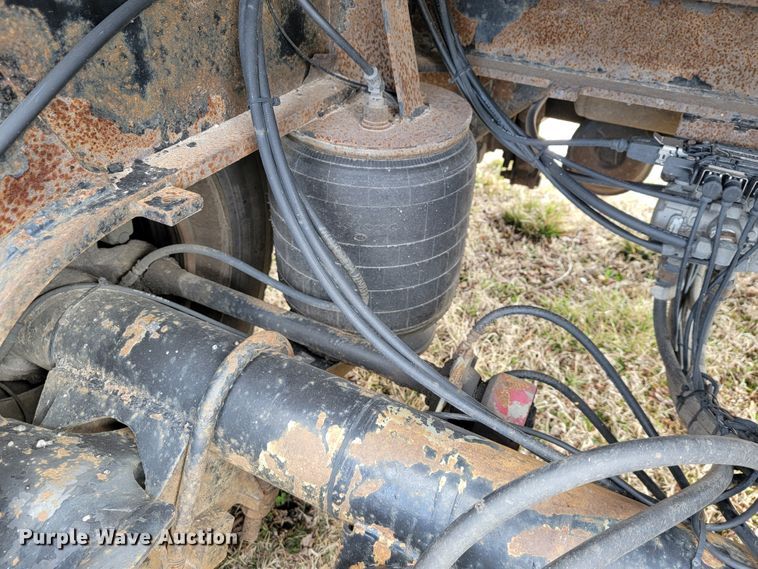 image for item JE9975 2008 Landoll Hauloll  lowboy equipment trailer