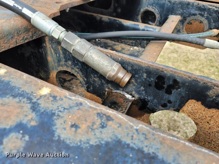 image for item JE9975 2008 Landoll Hauloll  lowboy equipment trailer