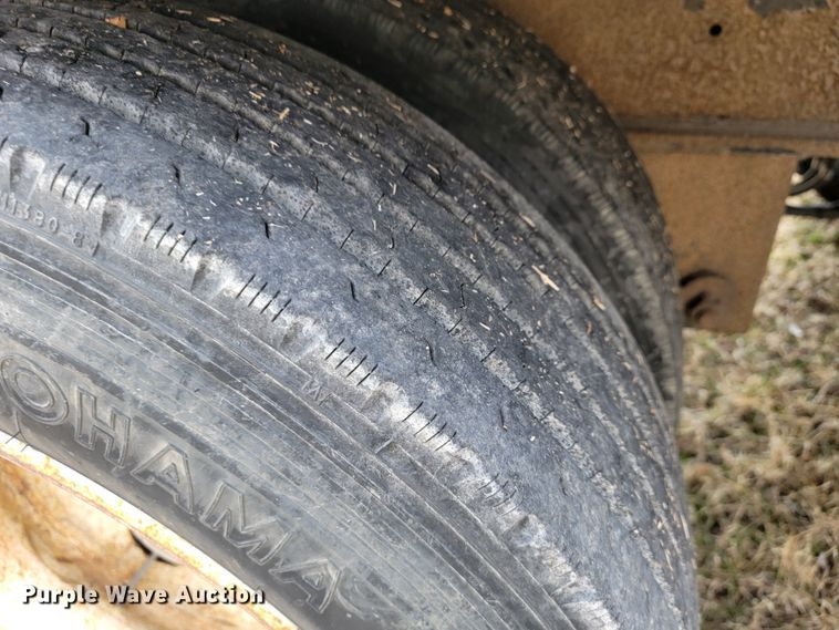 image for item JE9975 2008 Landoll Hauloll  lowboy equipment trailer