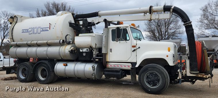 image for item JG9196 1994 International 2554  sewer jetter truck