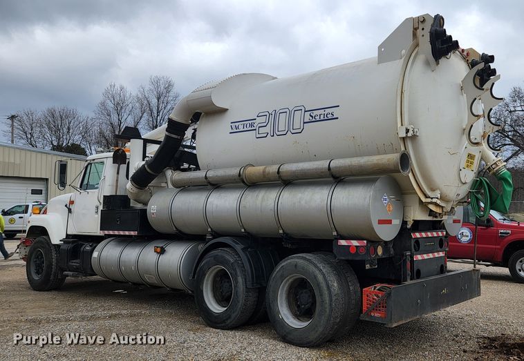 image for item JG9196 1994 International 2554  sewer jetter truck