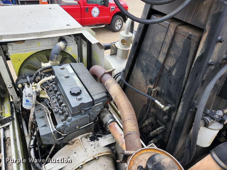 image for item JG9196 1994 International 2554  sewer jetter truck