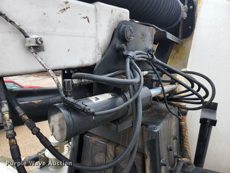 image for item JG9196 1994 International 2554  sewer jetter truck