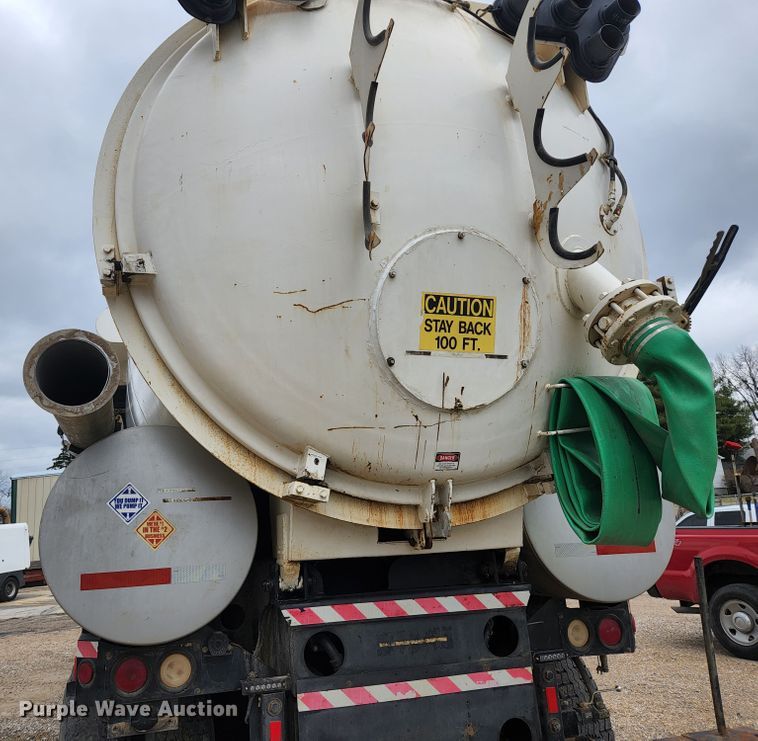 image for item JG9196 1994 International 2554  sewer jetter truck