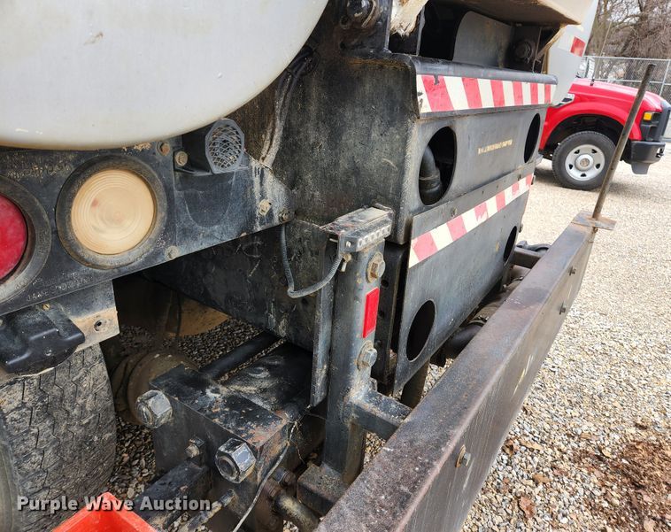 image for item JG9196 1994 International 2554  sewer jetter truck