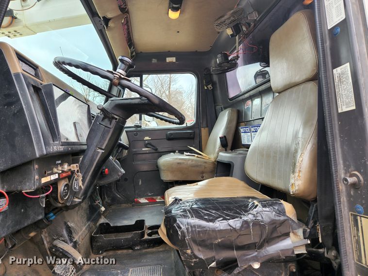 image for item JG9196 1994 International 2554  sewer jetter truck