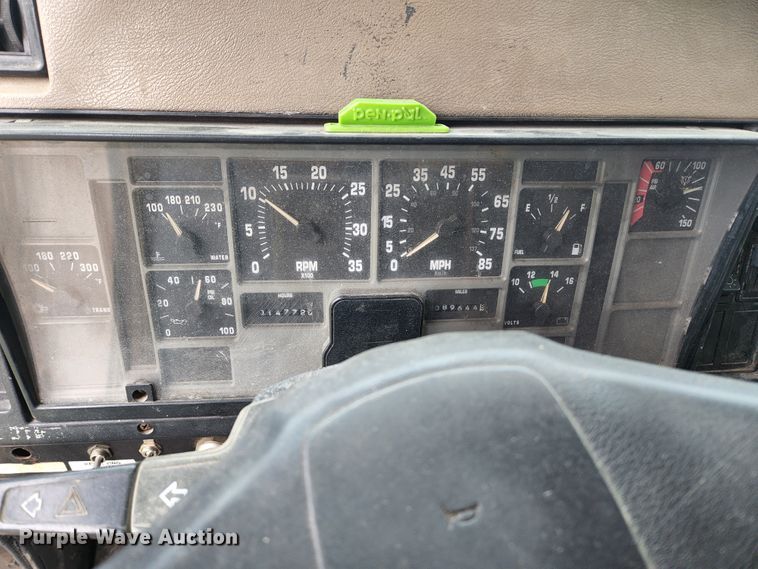 image for item JG9196 1994 International 2554  sewer jetter truck