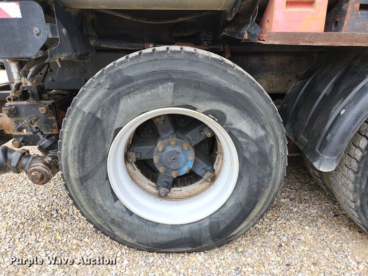 image for item JG9196 1994 International 2554  sewer jetter truck