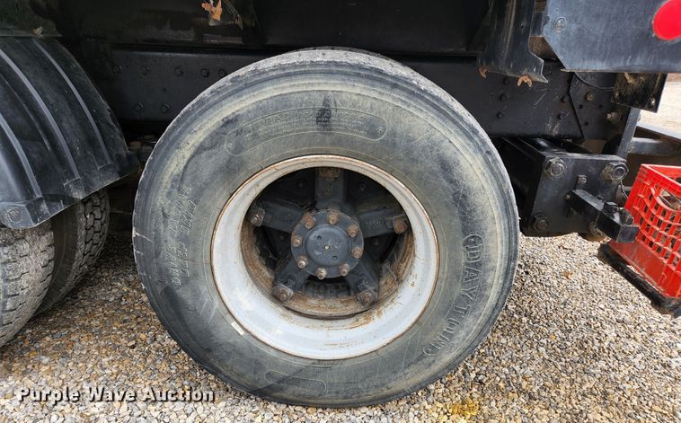 image for item JG9196 1994 International 2554  sewer jetter truck