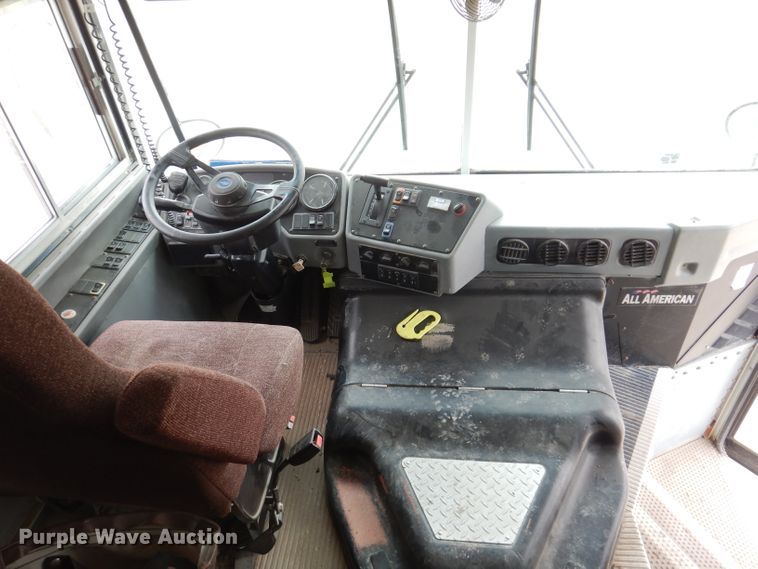 image for item JK9486 2010 Blue Bird All American FE  school bus