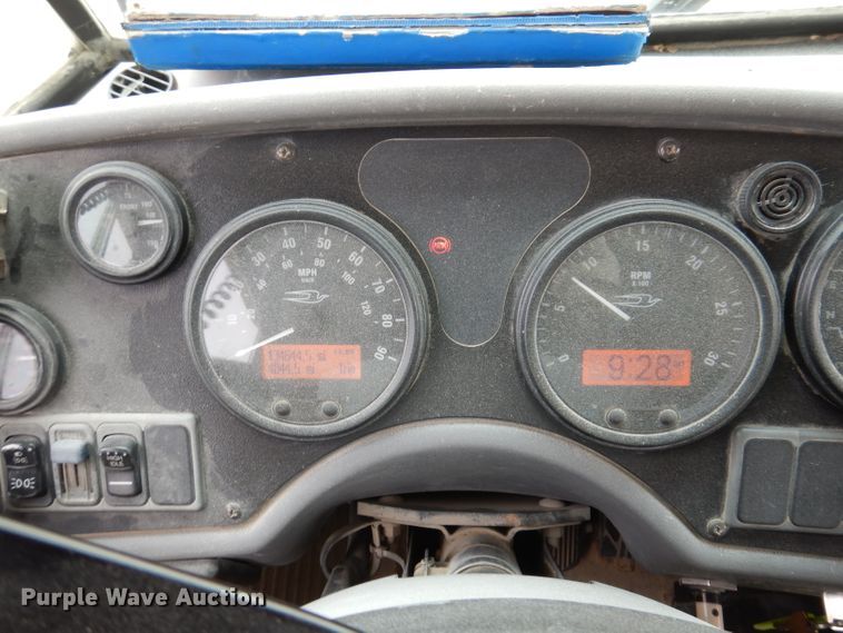 image for item JK9486 2010 Blue Bird All American FE  school bus