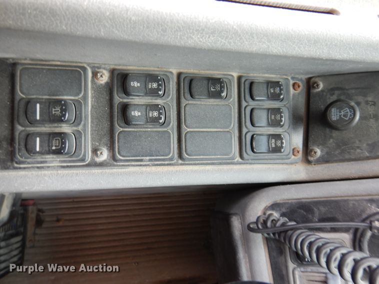 image for item JK9486 2010 Blue Bird All American FE  school bus