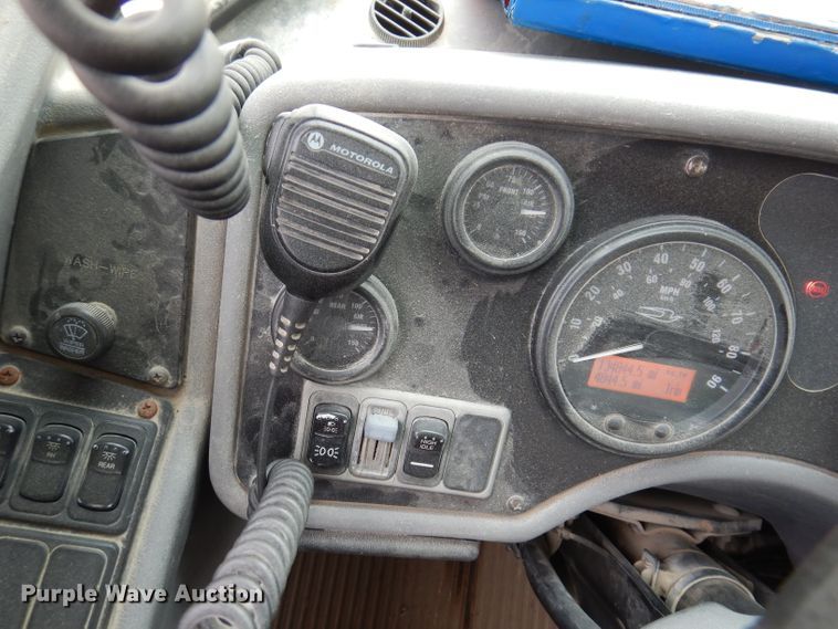 image for item JK9486 2010 Blue Bird All American FE  school bus