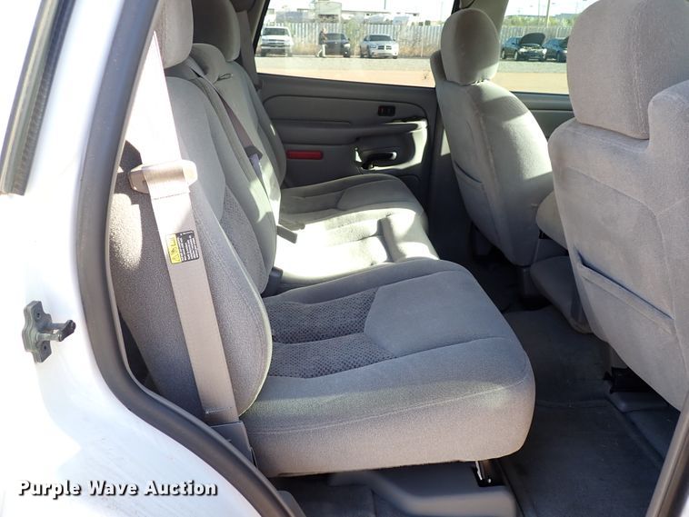 image for item JO9561 2004 Chevrolet Tahoe  SUV